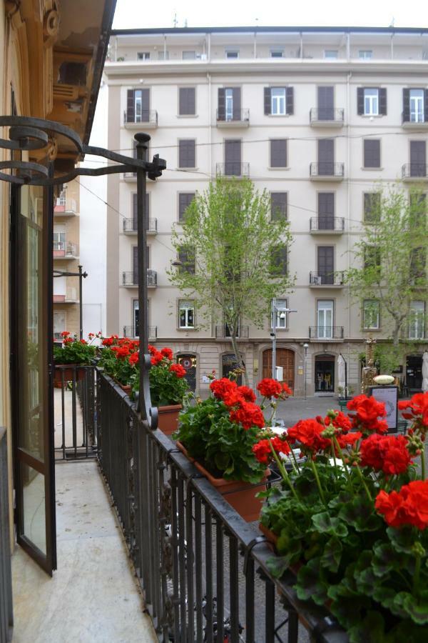 Il Balcone Sulla Piazza Villa Naples Exterior photo